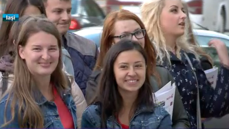 Tur ghidat prin Iasi pentru studentii din anul intai ai Universitatii "Al. I. Cuza"  Imagine