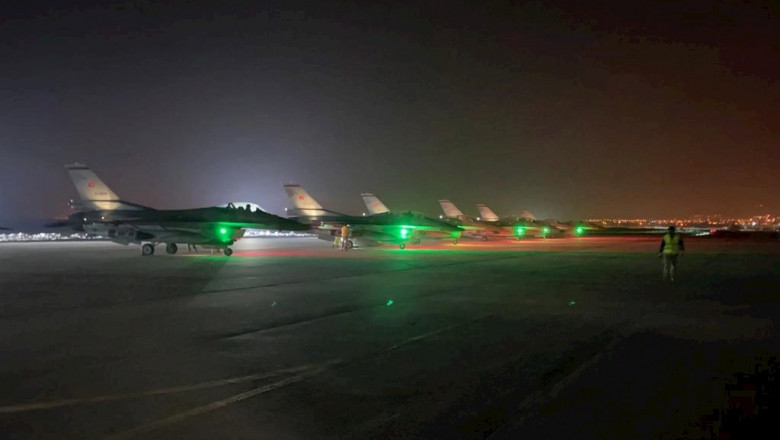 Turcia a atacat aerian tinte din Irak si Siria dupa uciderea a noua soldati. Erdogan a convocat o reuniune de securitate de urgenta Imagine