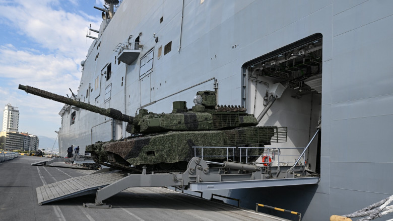 Turcia a lansat productia de serie a noului sau tanc principal de lupta, Altay, in ciuda testarii insuficiente a grupului motopropulsor Imagine