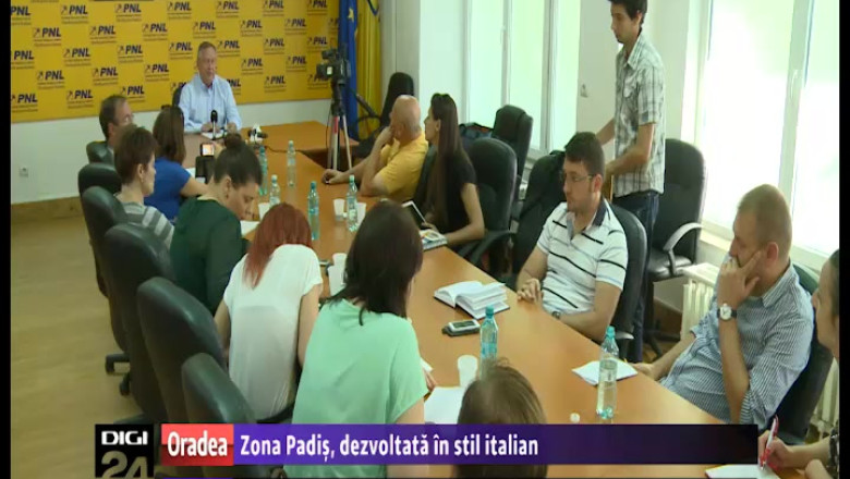 Turism in stil italian in zona Padis, din muntii Apuseni Imagine