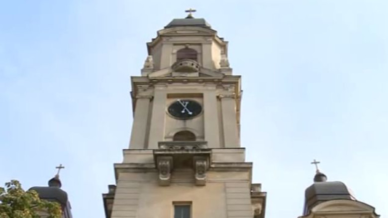 TURIST ACASA. Biserica Olosig are o vechime de aproape 300 de ani Imagine