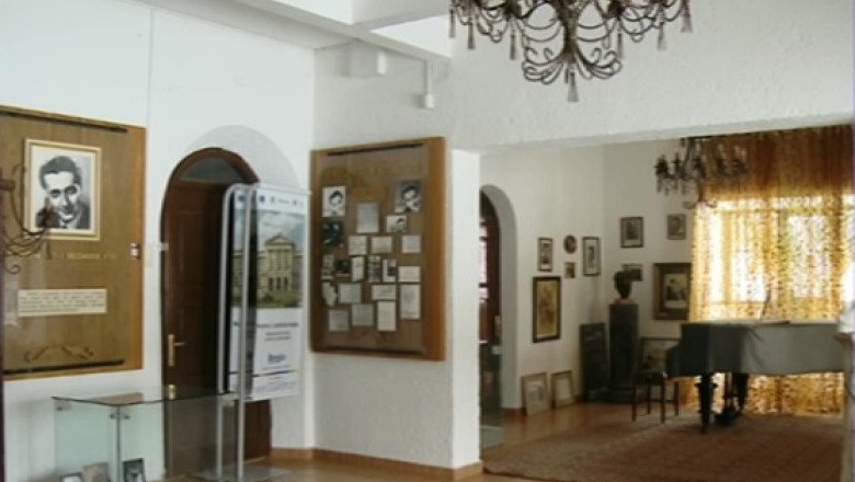 TURIST ACASA. Casa memoriala Dinu Lipatti. Muzicianul era pasionat de fotografie Imagine