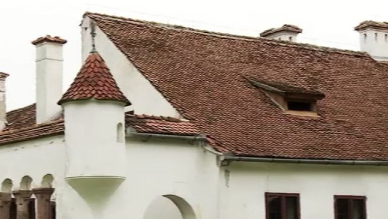 TURIST ACASA. Castelul Daniel, din Varghis, poate fi vizitat gratuit Imagine
