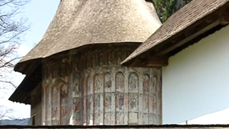 TURIST ACASA. Manastirea Humor, un Voronet in miniatura Imagine