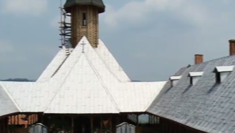 TURIST ACASA. Manastirea Sfanta Ana, una dintre cele mai frumoase din tara Imagine