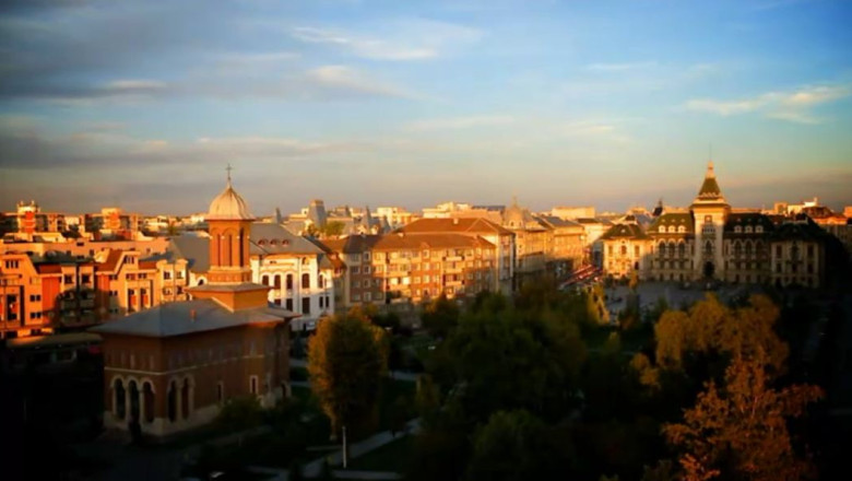 TURIST ACASA. Muzeul Olteniei si Casa Baniei, printre obiectivele turistice din Craiova Imagine