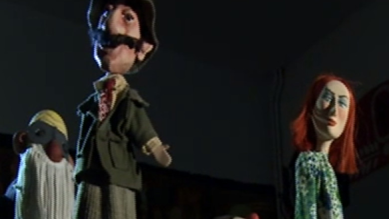 TURIST ACASA. Muzeul papusilor de teatru Imagine