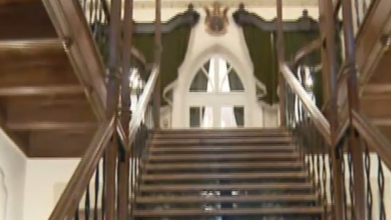 TURIST ACASA. Palatul Ruginoasa, calatorie in istorie Imagine