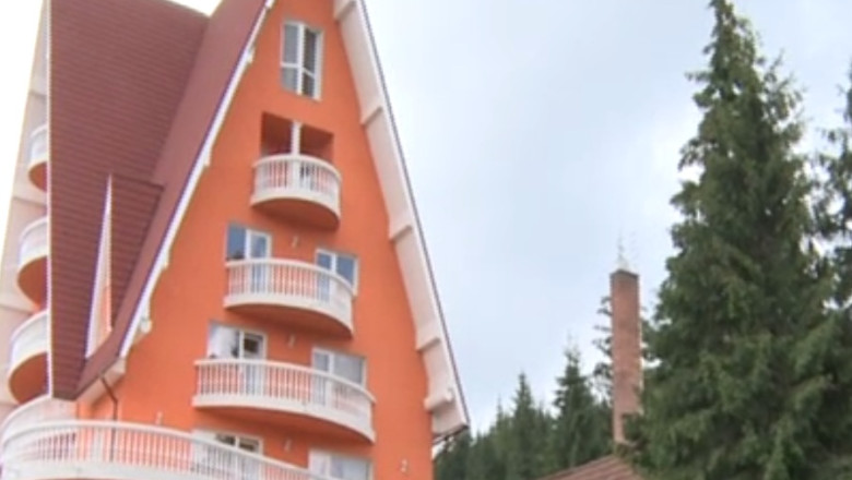 Turisti in Apuseni. Pentru o noapte de cazare, turistii platesc 100 de lei Imagine