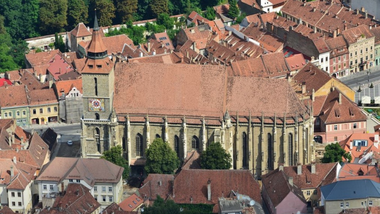 Turistii, straini de Romania. Numarul vizitatorilor de peste granite creste cu mai putin de 5% pe an Imagine