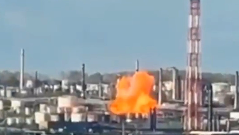 Ucraina a atacat cu drone una dintre cele mai mari rafinarii de petrol din Rusia: un incendiu a izbucnit in instalatie Imagine