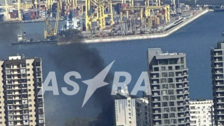 Ucraina a lovit flota rusa din Marea Neagra in Novorossiisk, in timp ce haosul se extinde la est de Crimeea Imagine