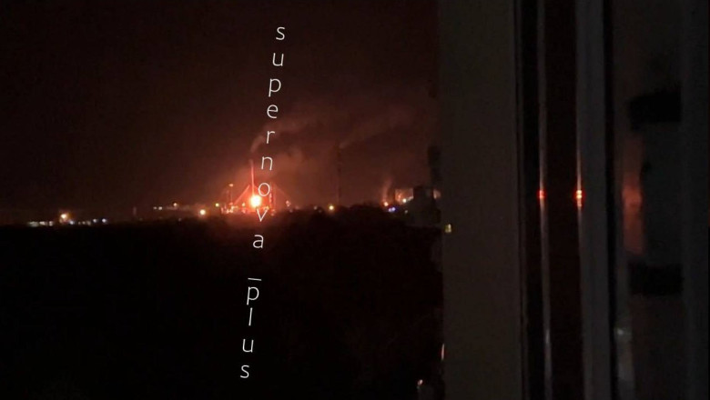 Ucraina a trimis zeci de drone in adancul Rusiei. O noua rafinarie a fost afectata de o serie de explozii Imagine