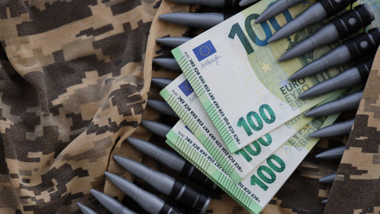 Ucraina, aflata in profunda criza economica, anunta ca nu va plati banii datorati detinatorilor de titluri de stat Imagine