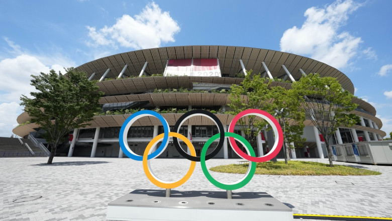 Ucraina ameninta ca va boicota Jocurile Olimpice de la Paris 2024, daca vor participa si sportivii rusi si belarusi Imagine
