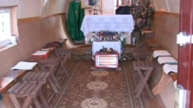 Ucraina. Biserica, amenajata intr-o cisterna abandonata Imagine