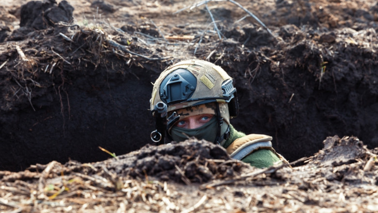 Ucraina cere tarilor membre UE sa-i plateasca armata cu bani europeni. „Asigura protectia intregii Europe” Imagine