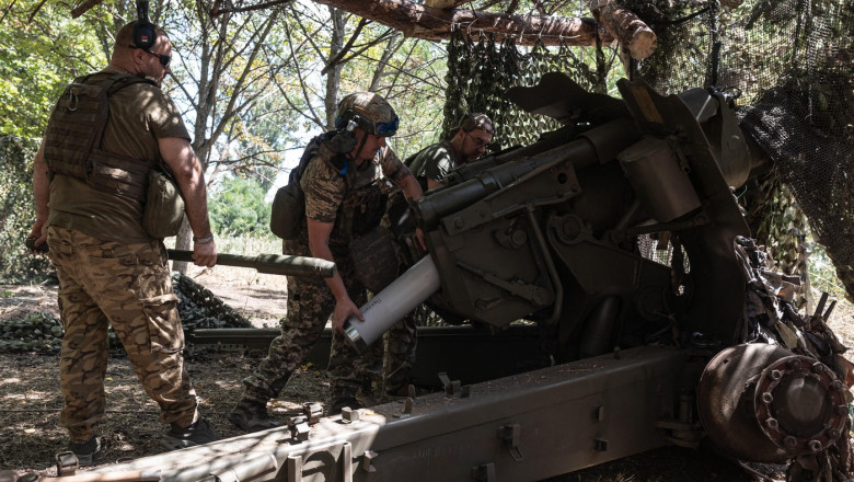 Ucraina isi extinde armata. Zelenski permite inrolarea voluntara a seniorilor peste 60 de ani Imagine