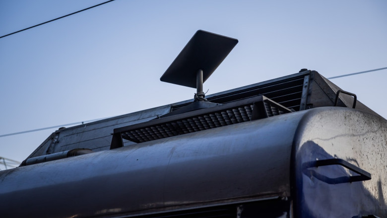 Ucraina lucreaza la alternative pentru internetul furnizat de Starlink-ul lui Elon Musk. „O solutie exista deja” Imagine