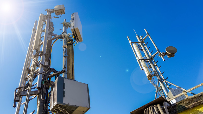 Ucraina, nevoita sa evalueze restrictionarea serviciilor de telefonie mobila din cauza dronelor rusesti care se contecteaza la retea Imagine