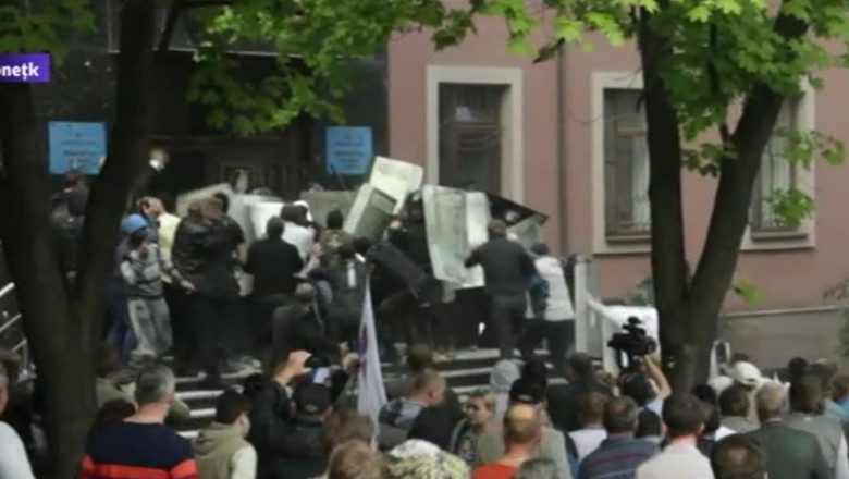 Ucraina reintroduce serviciul militar obligatoriu Imagine