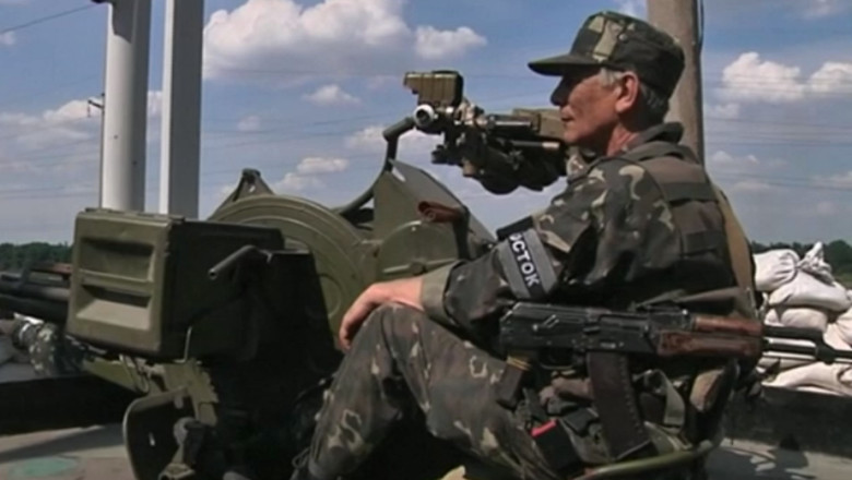 Ucraina se pregateste, din nou, de razboi. NATO: Arme si trupe din Rusia au trecut granita in Ucraina Imagine