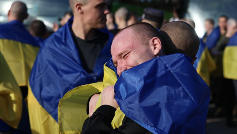Ucraina si Rusia au facut cel mai mare schimb de prizonieri din timpul razboiului. Moscova sustine ca a facut un „gest de bunavointa” Imagine