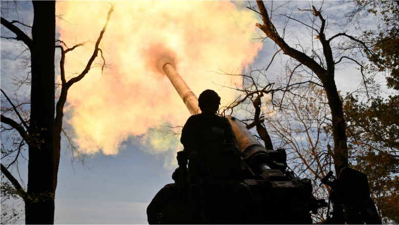 Ucraina si Rusia se acuza reciproc de incalcarea armistitiului anuntat de Putin. Zelenski vorbeste despre 26 de atacuri, rusii de sute Imagine