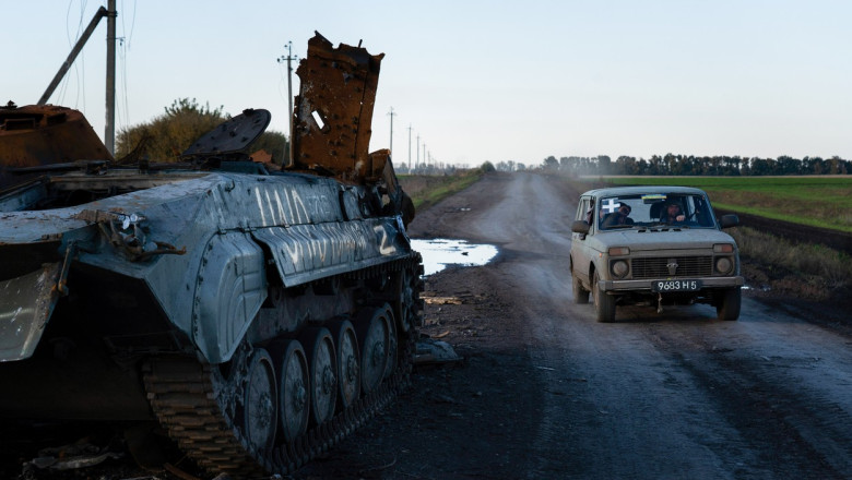 Ucraina spune ca Moscova si-a majorat numarul de soldati in Lugansk si a stramutat fortat civili pentru a adaposti armata Imagine