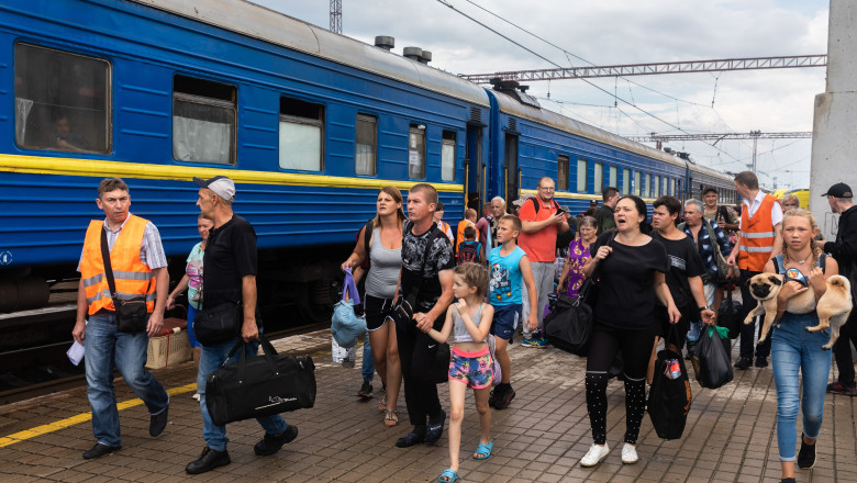Ucraina vrea sa evacueze 750.000 de civili din calea razboiului. Este „cea mai mare miscare de oameni din istoria statului independent” Imagine