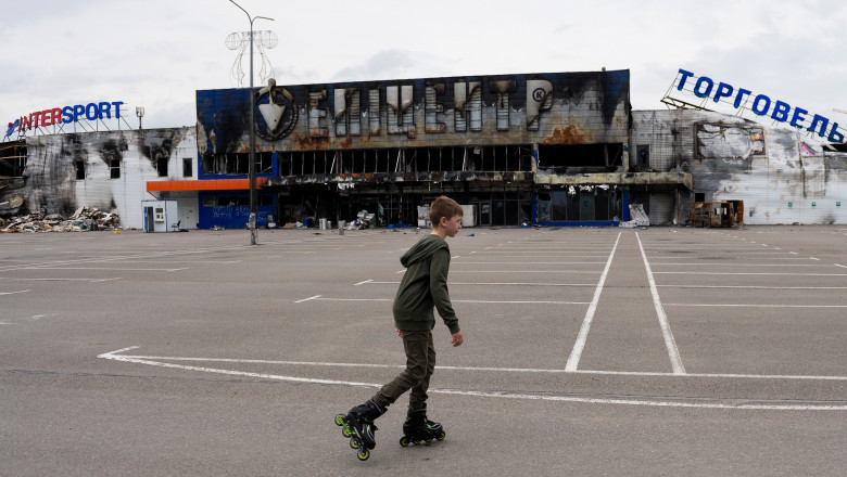 Ucraina vrea sa transforme actualele campuri de lupta in destinatii turistice Imagine