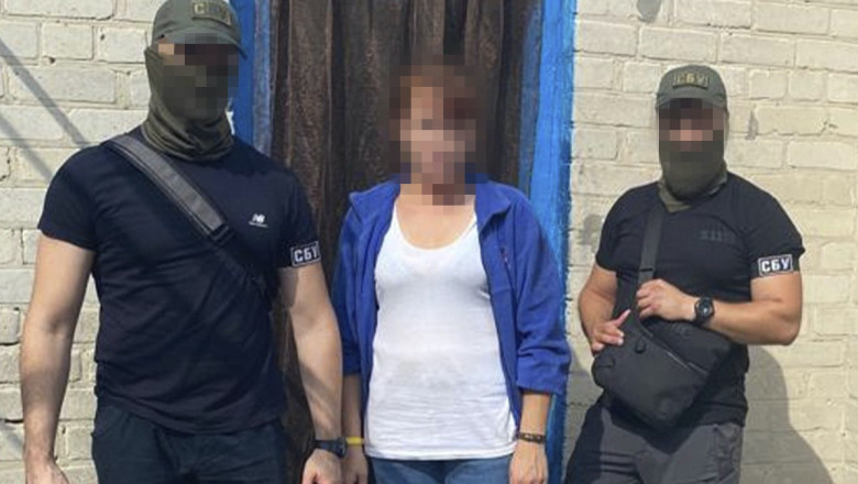 Ucraineanca arestata pentru ca transmitea rusilor secrete militare de la sotul ei de pe front. „A facut asta desi au un fiu impreuna” Imagine