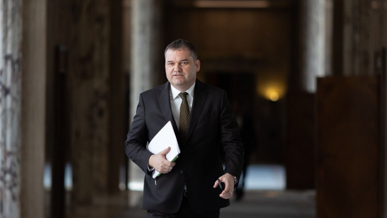 UDMR e dispus sa reduca numarul de secretari de stat, dar "in limita rationalului", spune Cseke Attila Imagine