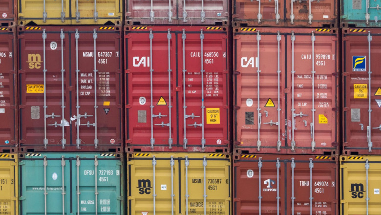 UE va impune tarife la produse americane in valoare de 100 de miliarde de euro daca discutiile bilaterale esueaza (Bloomberg) Imagine