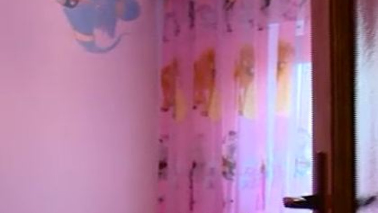 Ultima moda: decorarea camerei copilului cu picturi reproduse din basme Imagine