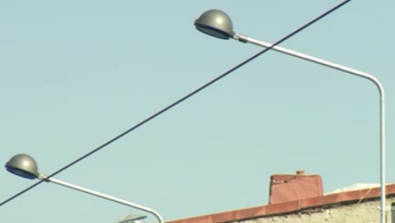 Ultima zi de plata a taxei pe stalp. Noul impozit aduce la buget peste 1,5 miliarde de lei Imagine