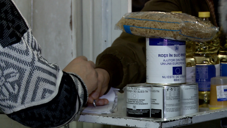 Ultimele pachete cu alimente gratuite de la UE, distribuite pana pe 31 martie intr-un singur centru Imagine