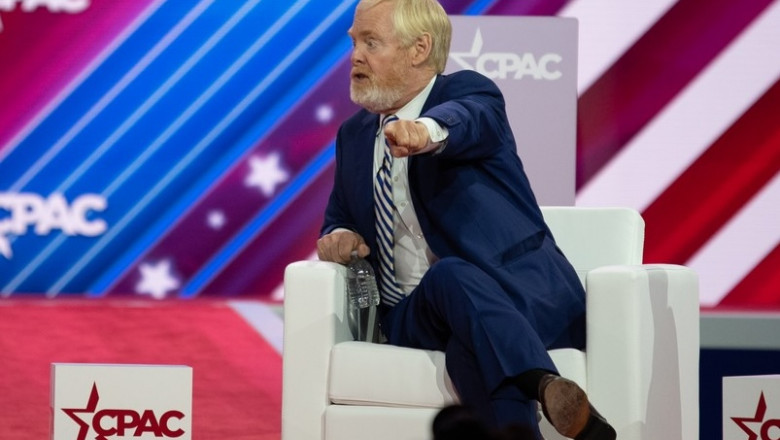 Un activist conservator, numit de Trump la sefia organismului care supravegheaza Vocea Americii si Radio Europa Libera Imagine