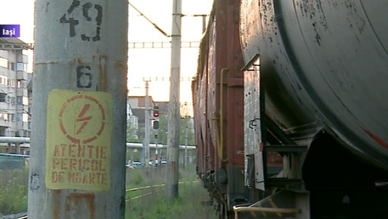 Un adolescent din Iasi, electrocutat dupa ce s-a urcat pe vagonul unui tren de marfa Imagine