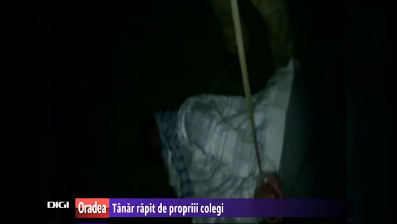 Un adolescent din Oradea a fost umilit de colegii sai. Imaginile au ajuns pe internet Imagine