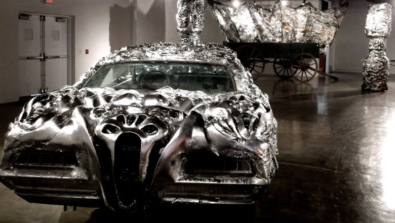 Un artist roman, stabilit in SUA, face cu ajutorul tehnologiei 3D adevarate opere de arta Imagine