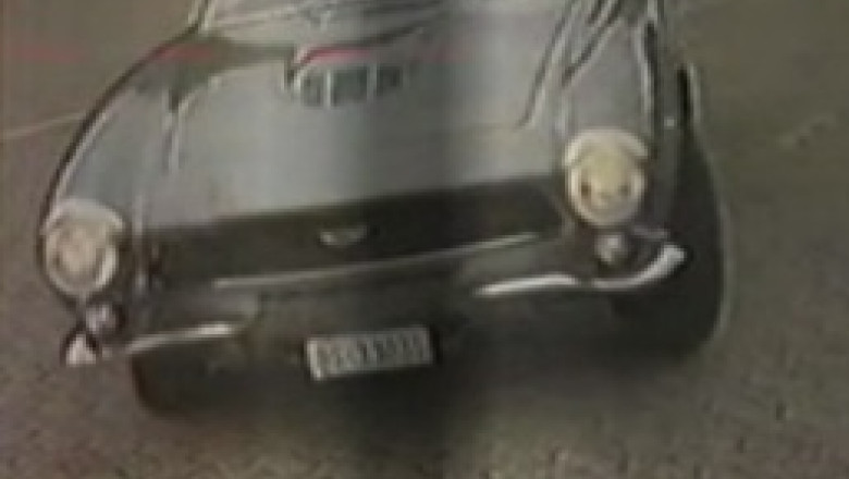 Un Aston Martin de epoca a fost vandut cu 4,9 milioane de euro Imagine