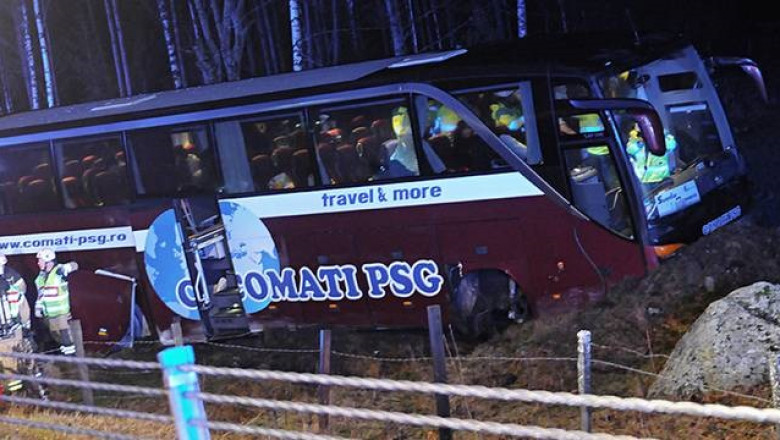 Un autocar care transporta imigranti romani a fost implicat intr-un accident, in Suedia Imagine