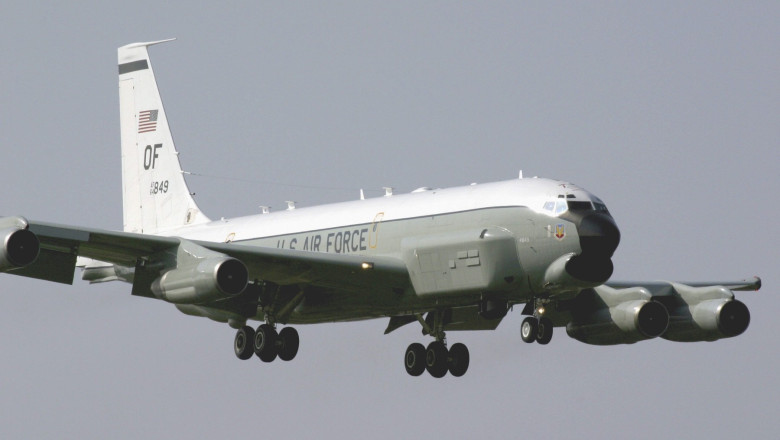 Un avion american de spionaj a fost zarit deasupra regiunii ruse Kaliningrad. De unde a decolat aparatul RC-135U Imagine