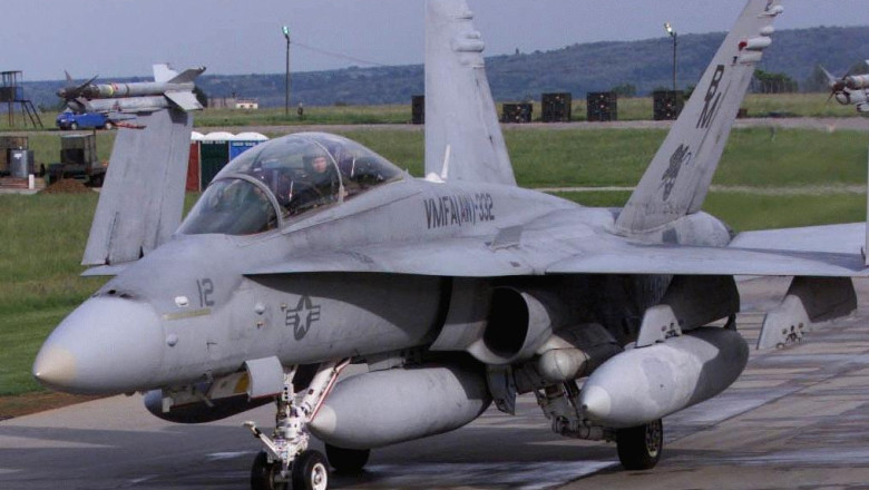 Un avion american de vanatoare de tip F-18 s-a prabusit in largul coastelor statului Virginia Imagine