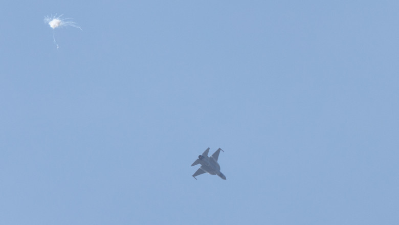 Un avion militar de antrenament s-a prabusit in Egipt. Toti membrii echipajului au murit Imagine