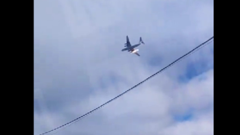 Un avion militar rusesc s-a prabusit cu 15 persoane la bord. Nu exista supravietuitori Imagine