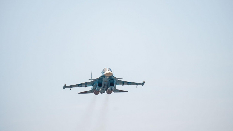 Un avion militar rusesc s-a prabusit in Caucaz, in timpul unui zbor de antrenament. Doi piloti au murit Imagine