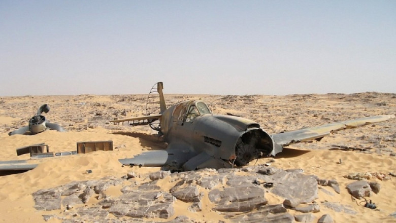 Un avion prabusit in cel de-al doilea Razboi Mondial a fost descoperit in Sahara Imagine