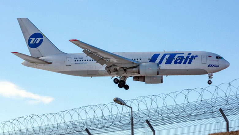 Un avion rusesc care transporta incarcatura radioactiva a aterizat de urgenta la Moscova Imagine